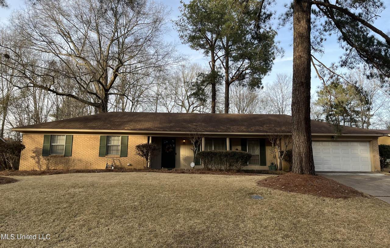 1148 Woodfield Drive - Photo 1