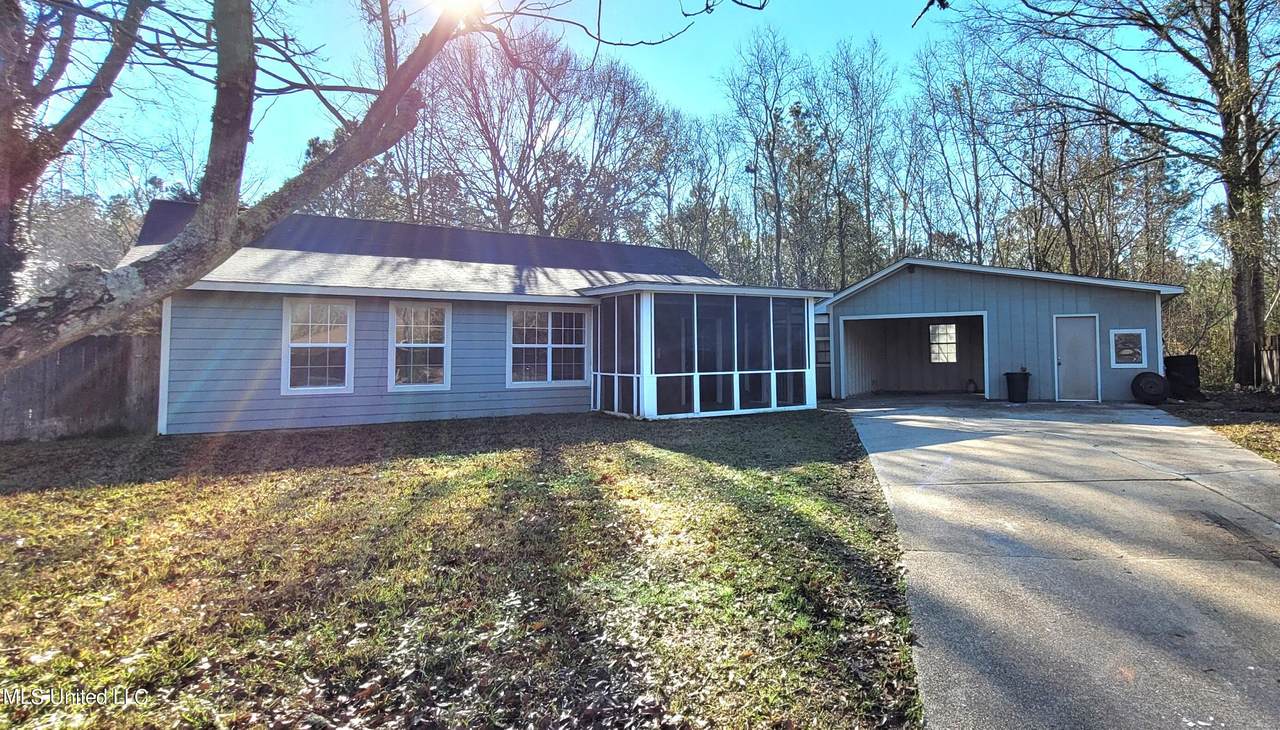 12076 Essex Place - Photo 1