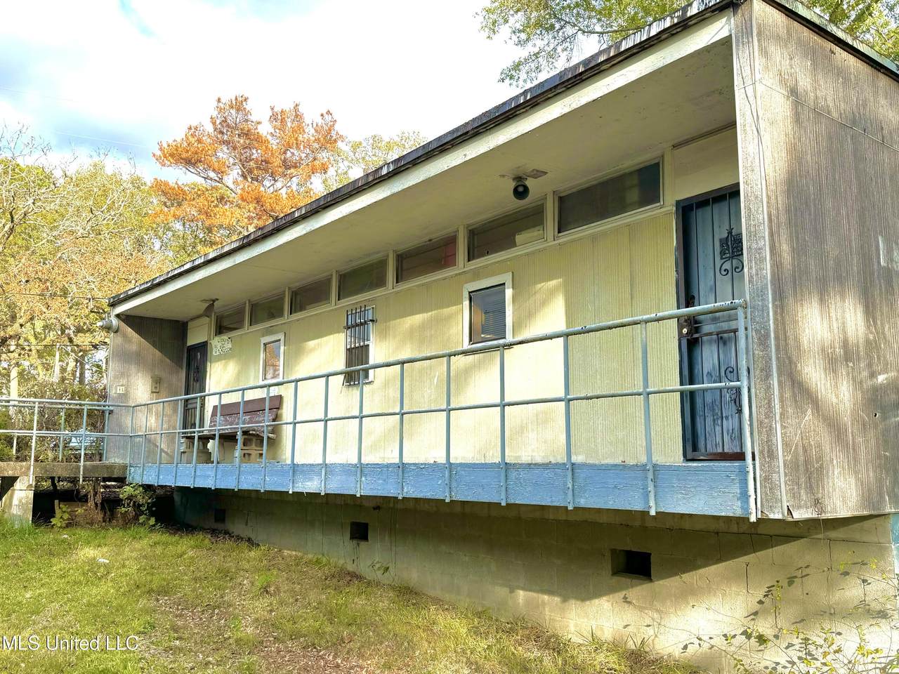 3061 Capital Street - Photo 1