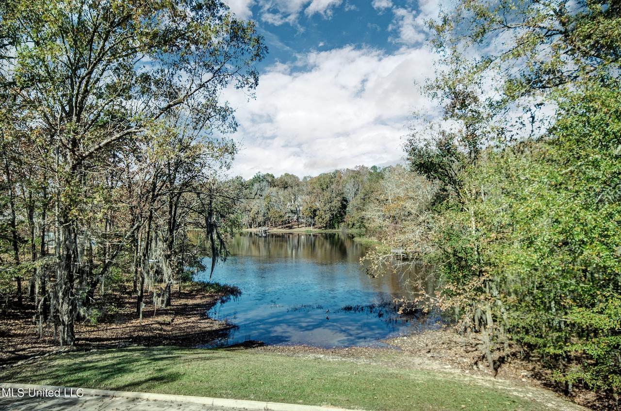 311 Warwick Road - Photo 1