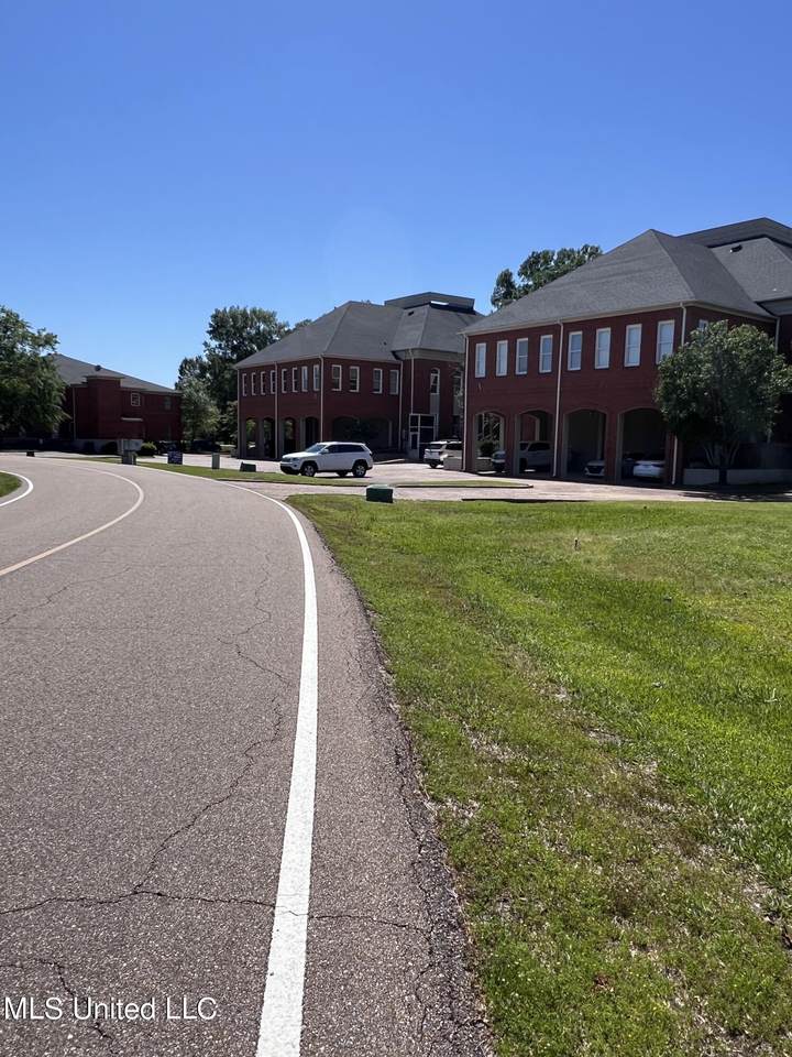 000 Katherine Drive - Photo 1