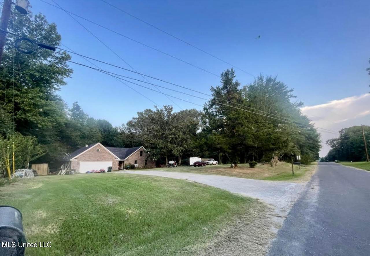 207 Dockery Drive, Byhalia, MS 38611 (MLS 4081896) The Home Gurus