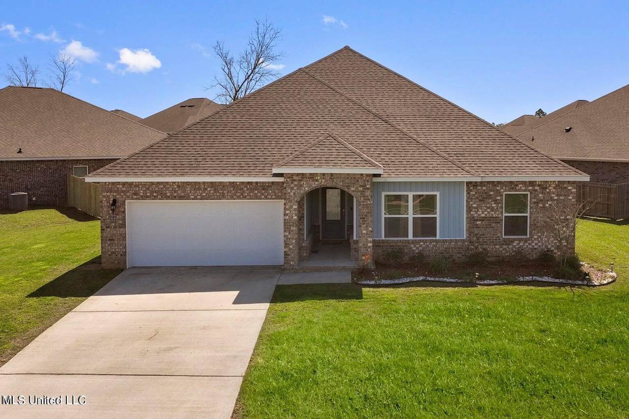 10640 Chapelwood Drive - Photo 1
