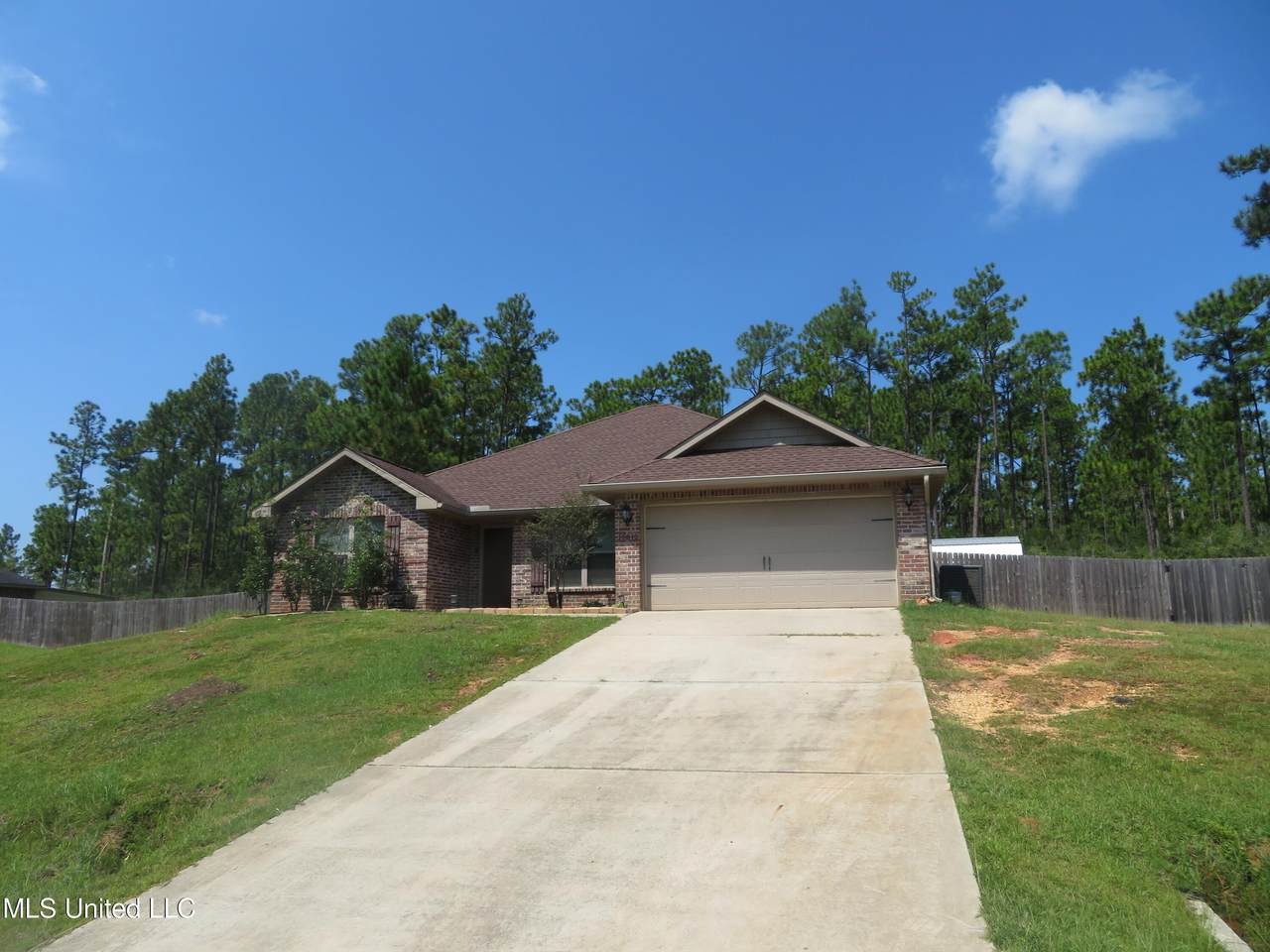 15040 Longwood Lane - Photo 1