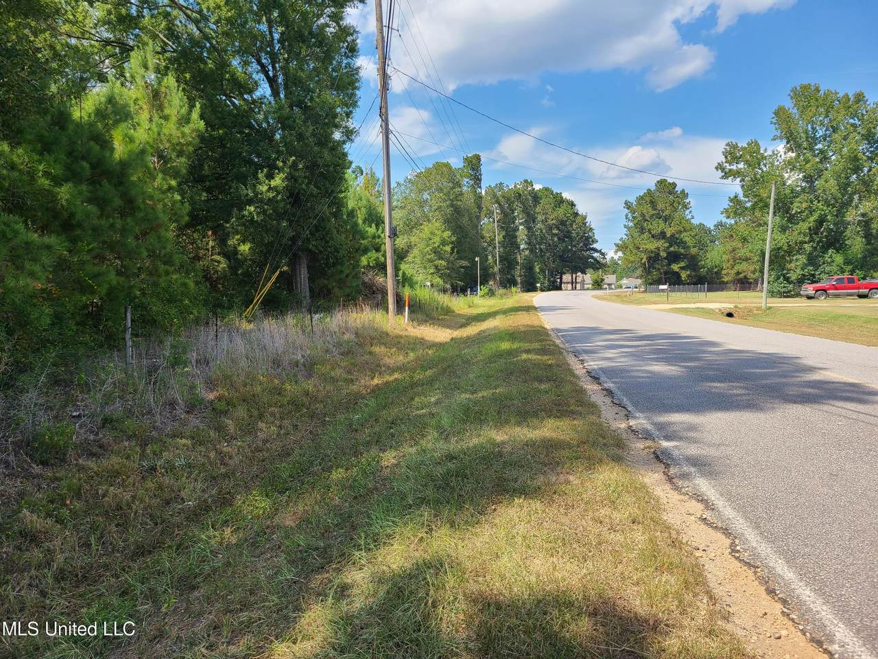 https://bt-photos.global.ssl.fastly.net/united/1280_boomver_1_4090097-2.jpg