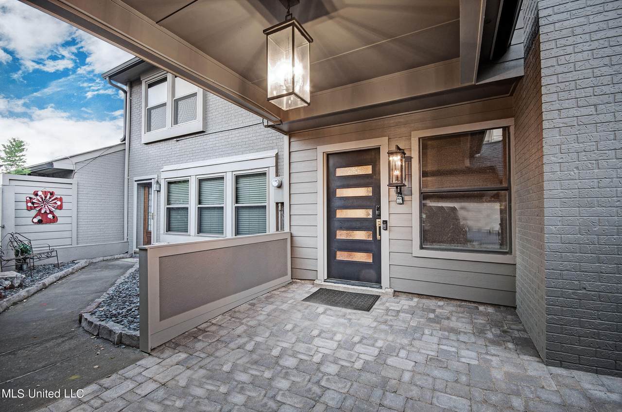 92 Breakers Lane Lane - Photo 1