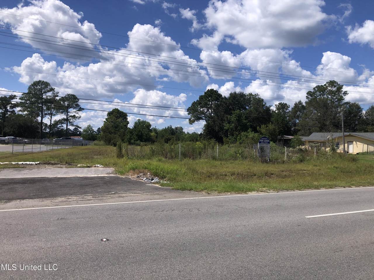 9413 Tucker Road - Photo 1