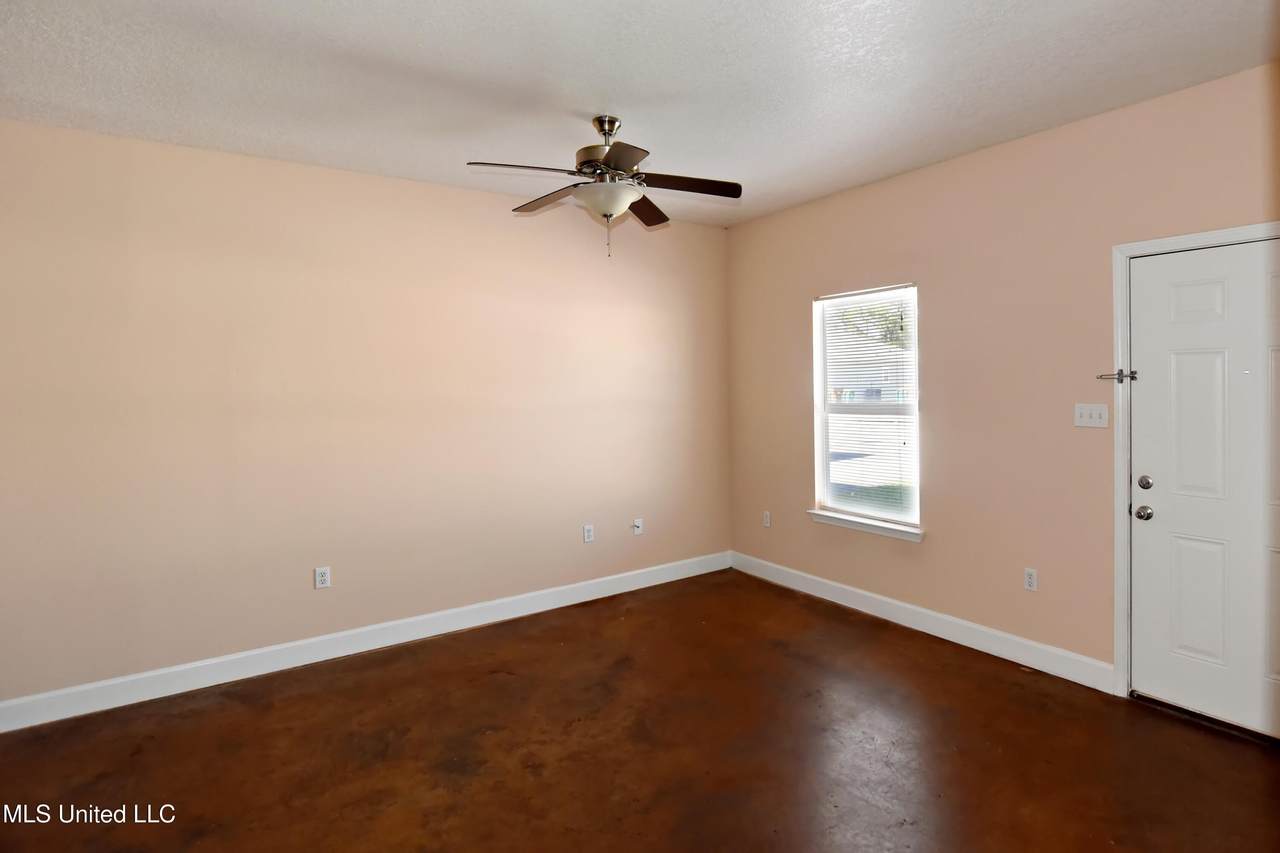 11350 New Orleans Avenue - Photo 1