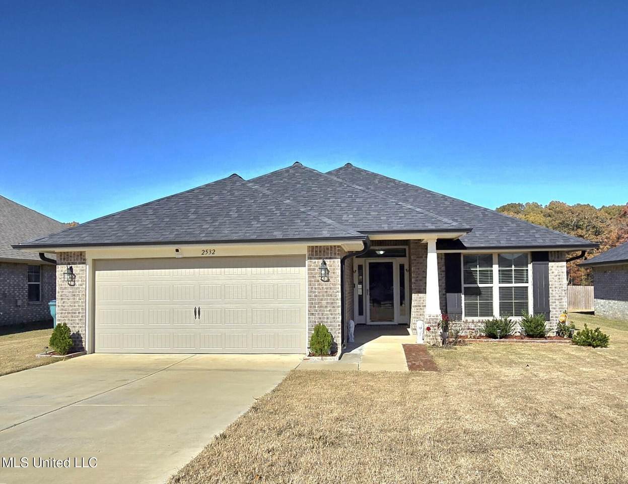 2532 Rutherford Drive - Photo 1