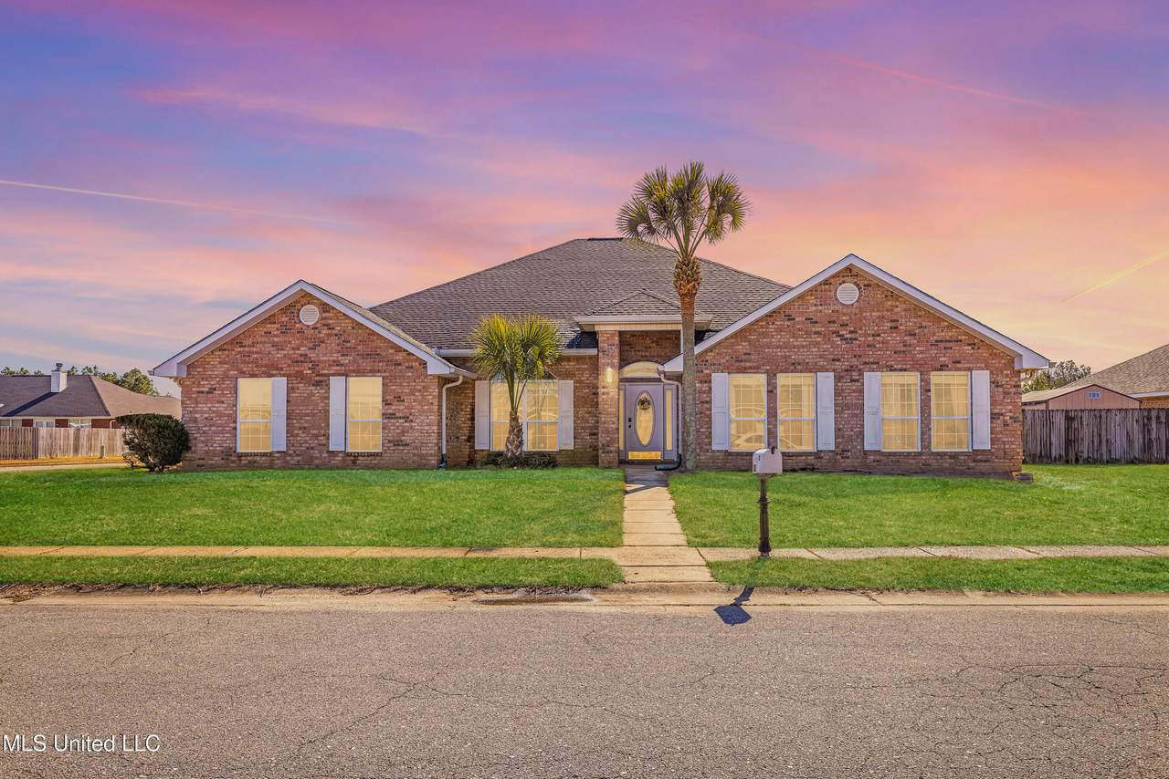 3121 Wayne Drive - Photo 1