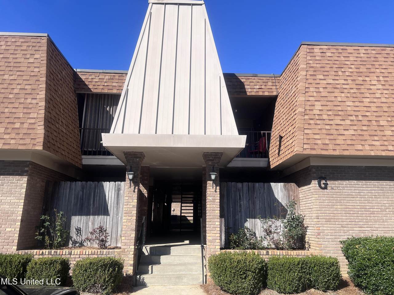 5155 Wayneland Drive - Photo 1