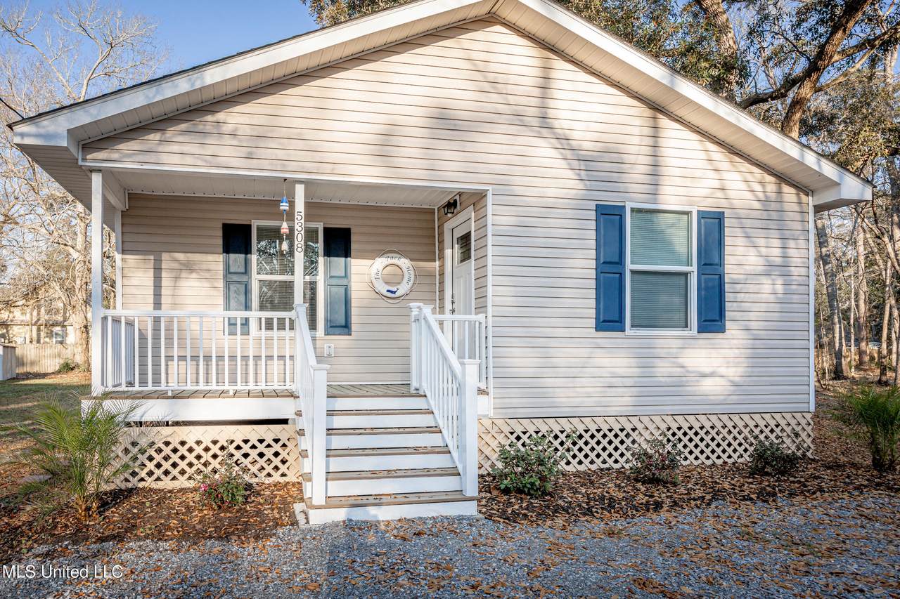 5308 Center Street - Photo 1