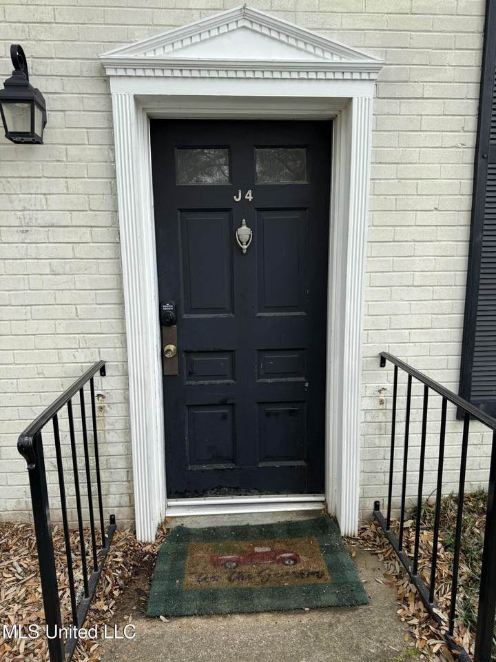 5025 Wayneland Drive - Photo 1