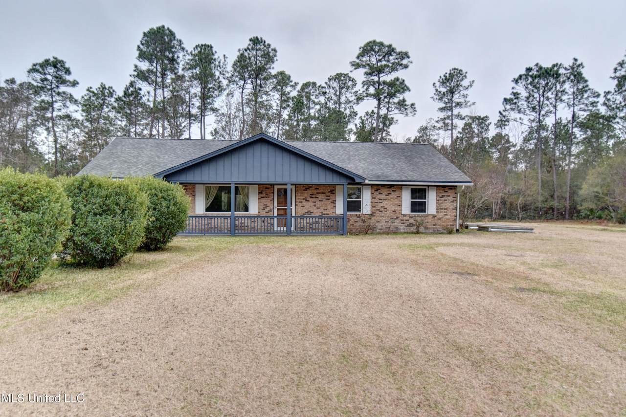 15469 Dobson Road - Photo 1