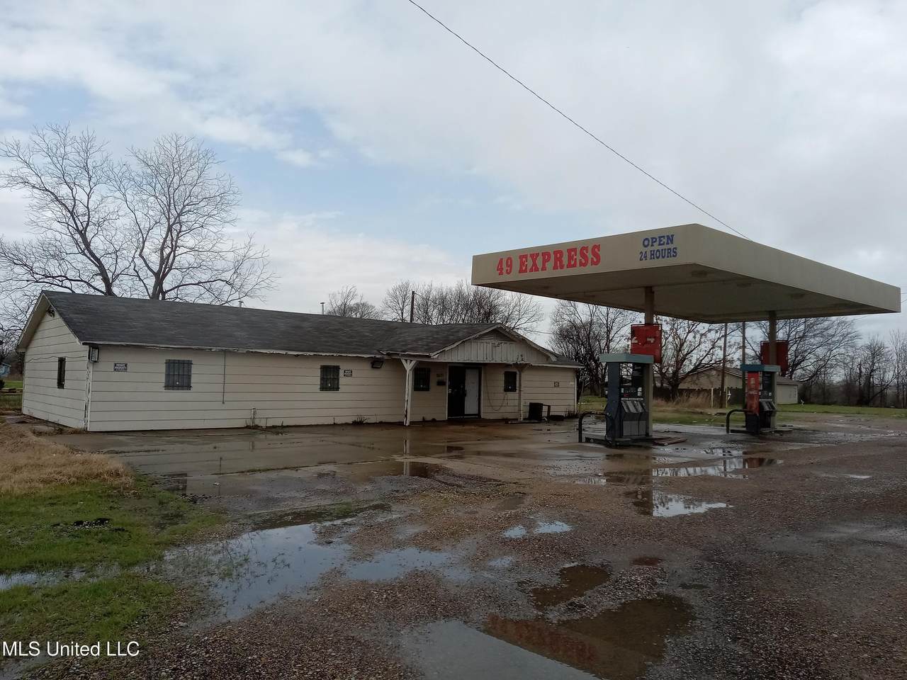 2421 Highway 49 - Photo 1