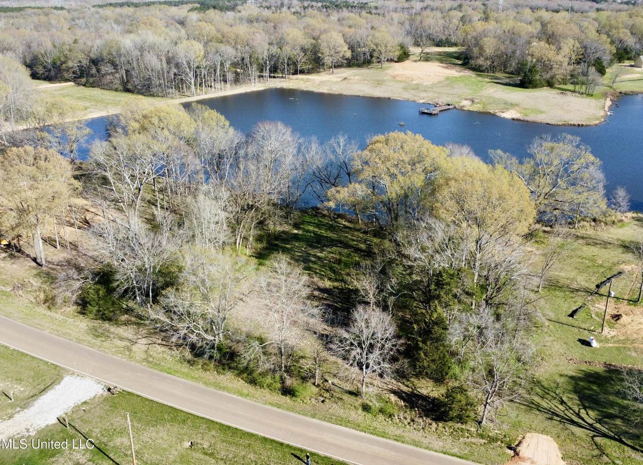 1165 Ratliff Road - Photo 1