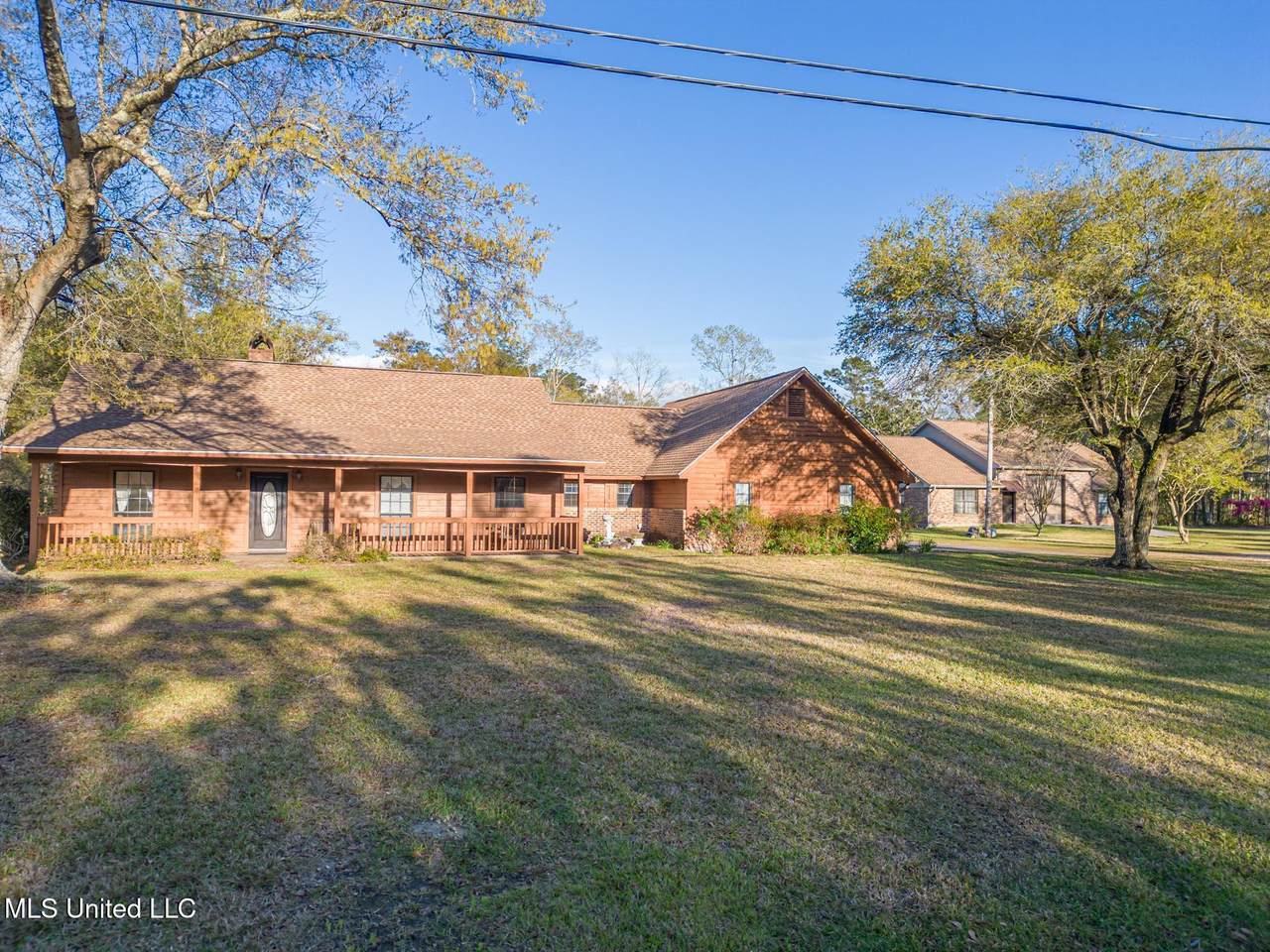 17016 Magnolia Cove Drive - Photo 1