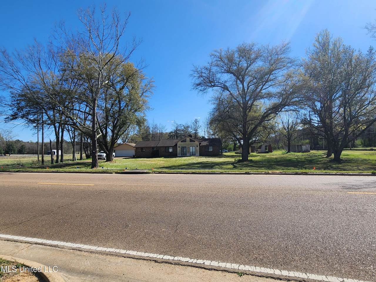 7523 Siwell Road - Photo 1