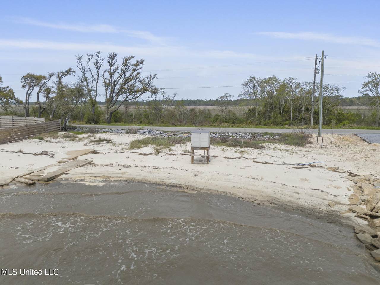  Belle Fontaine Drive - Photo 1