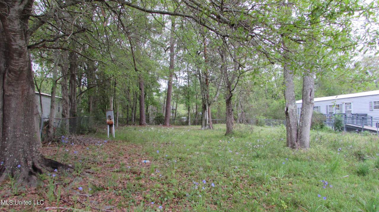 https://bt-photos.global.ssl.fastly.net/united/1280_boomver_1_4108556-2.jpg