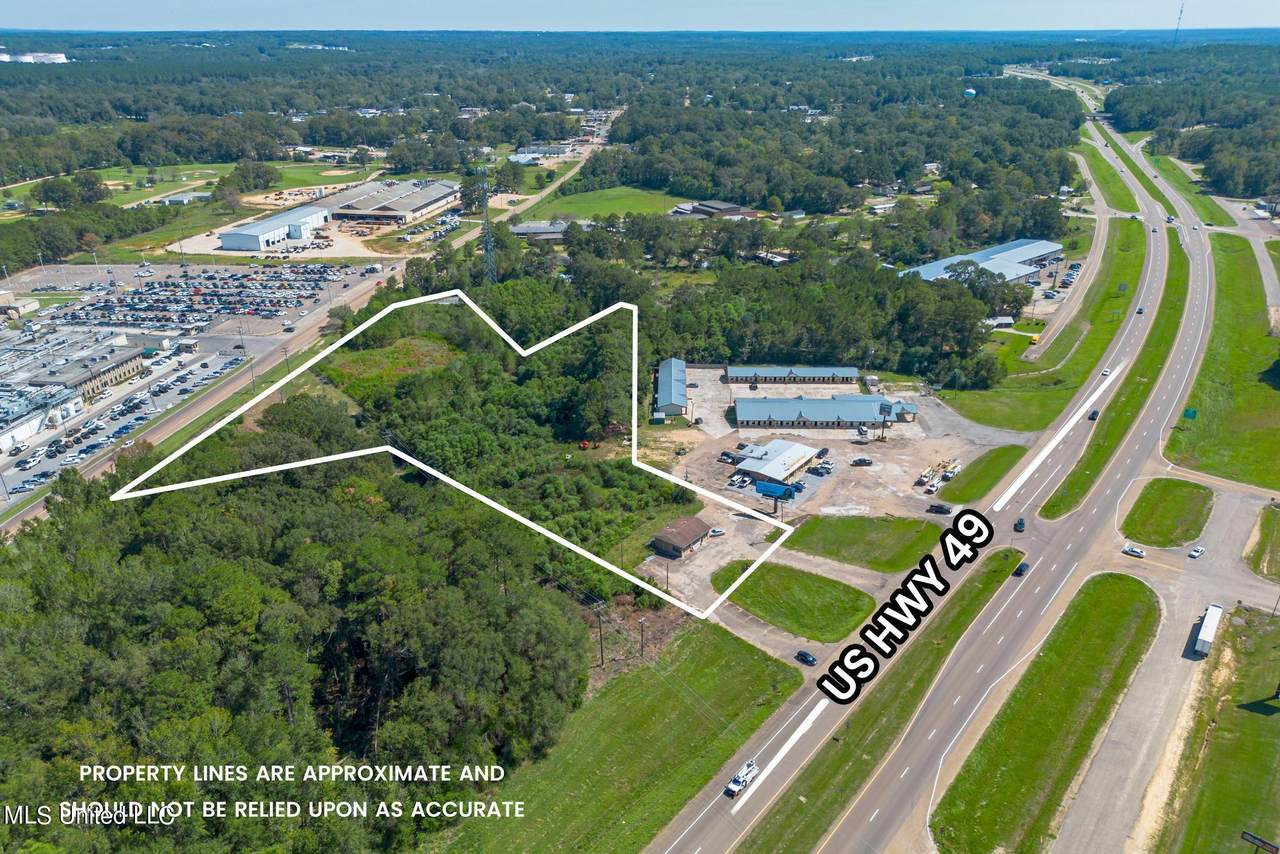 3492 Us 49 N - Photo 1