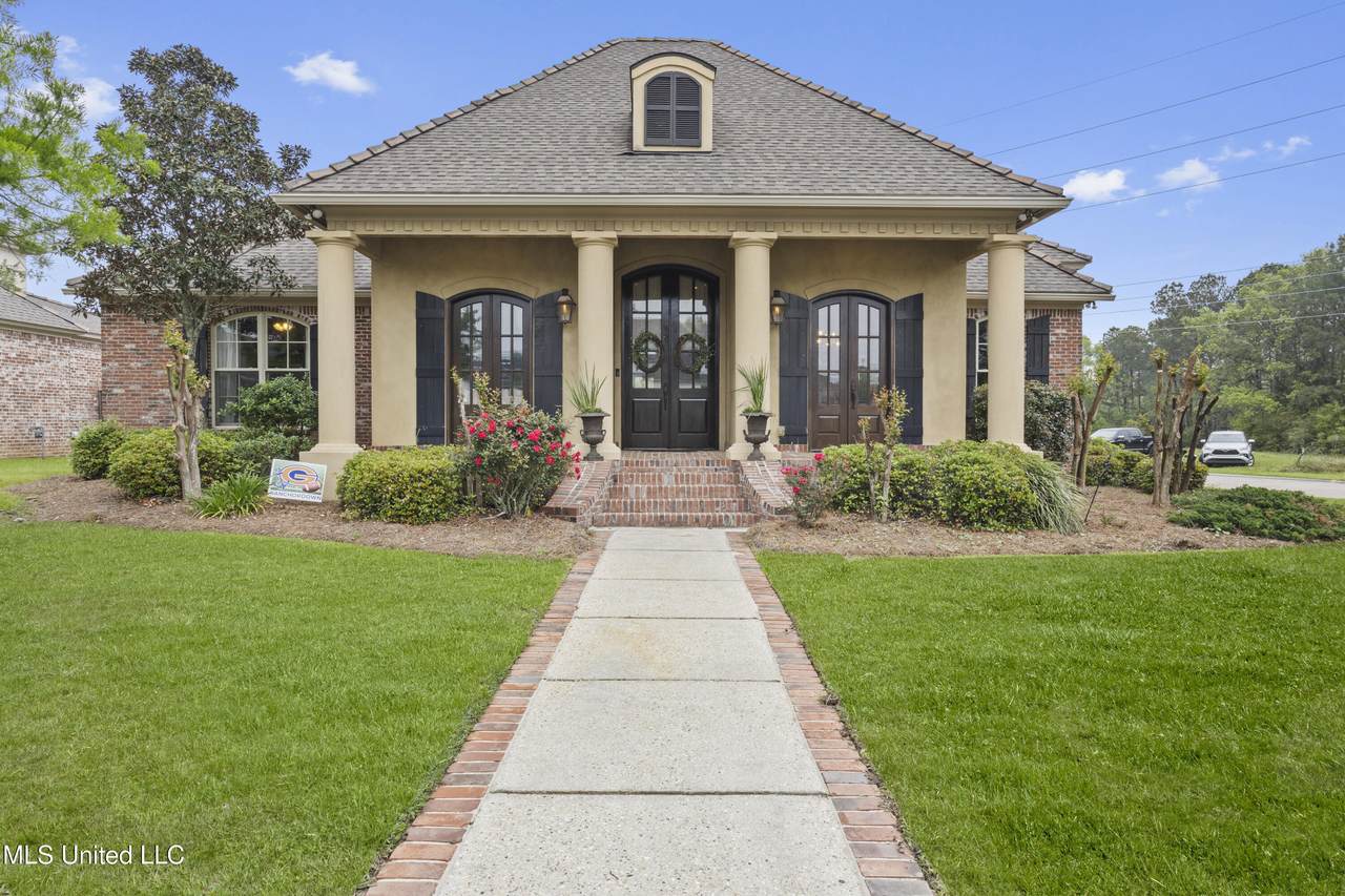 386 Fly Away Court - Photo 1
