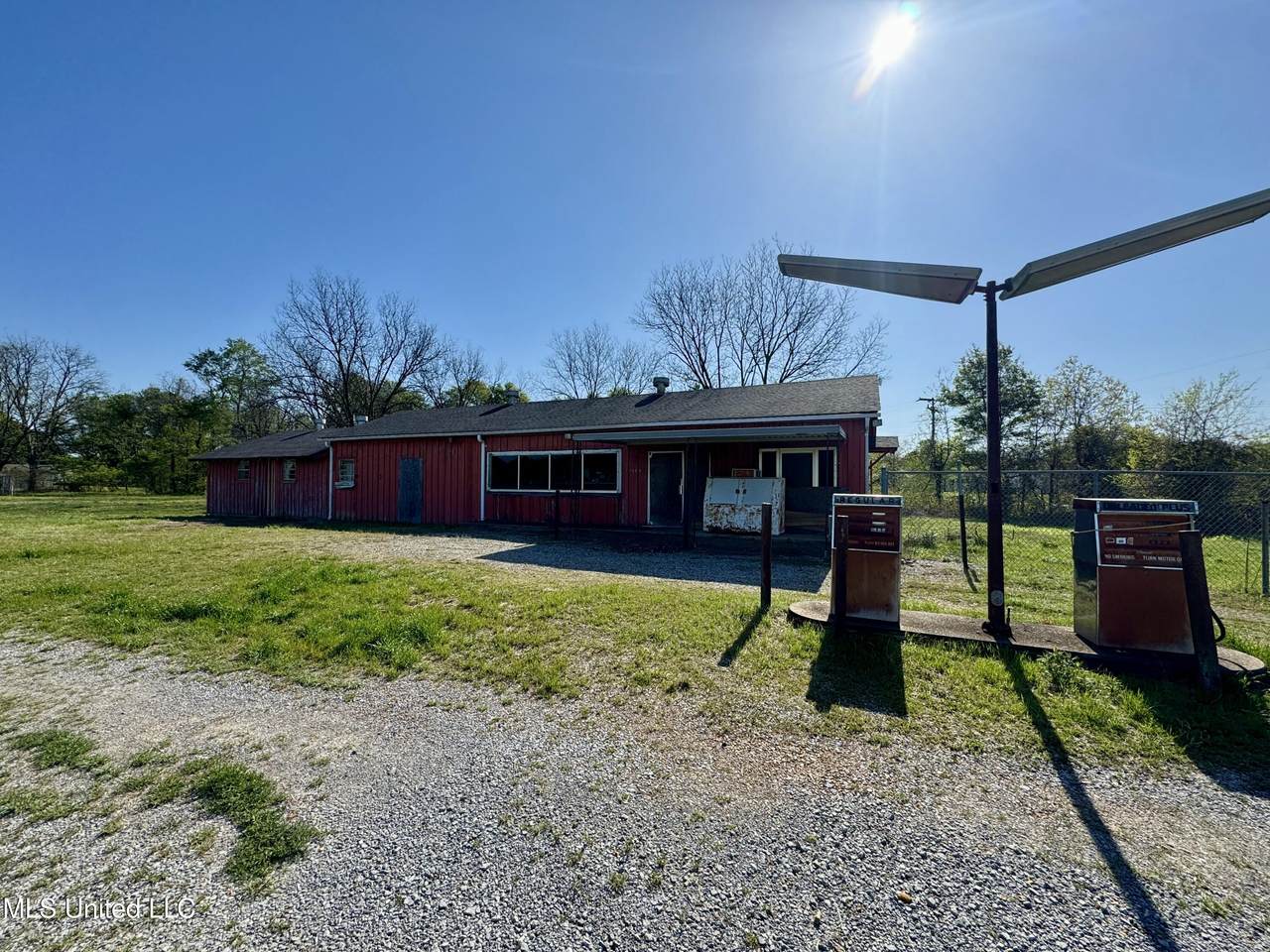 17965 Highway 61 - Photo 1