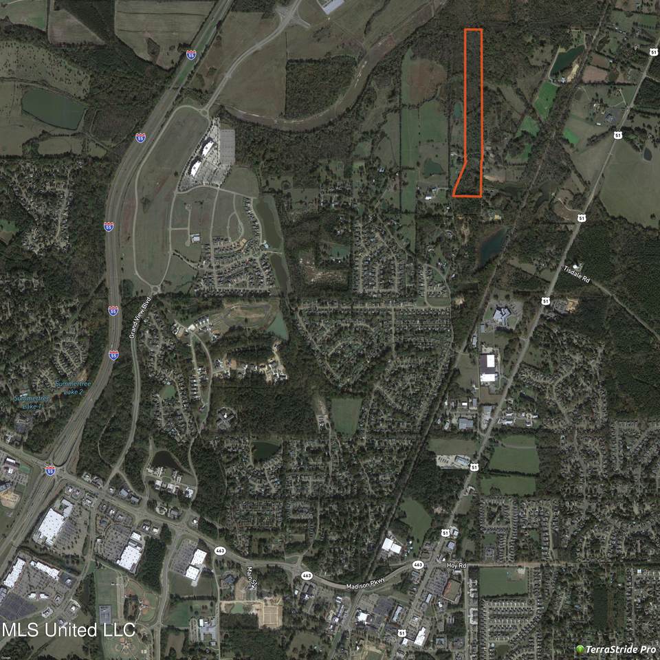  Lansbury Way - Photo 1