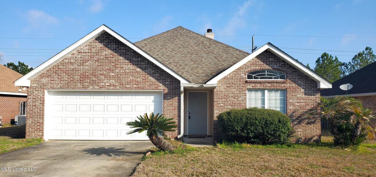 4006 Meadow Oak Lane - Photo 1