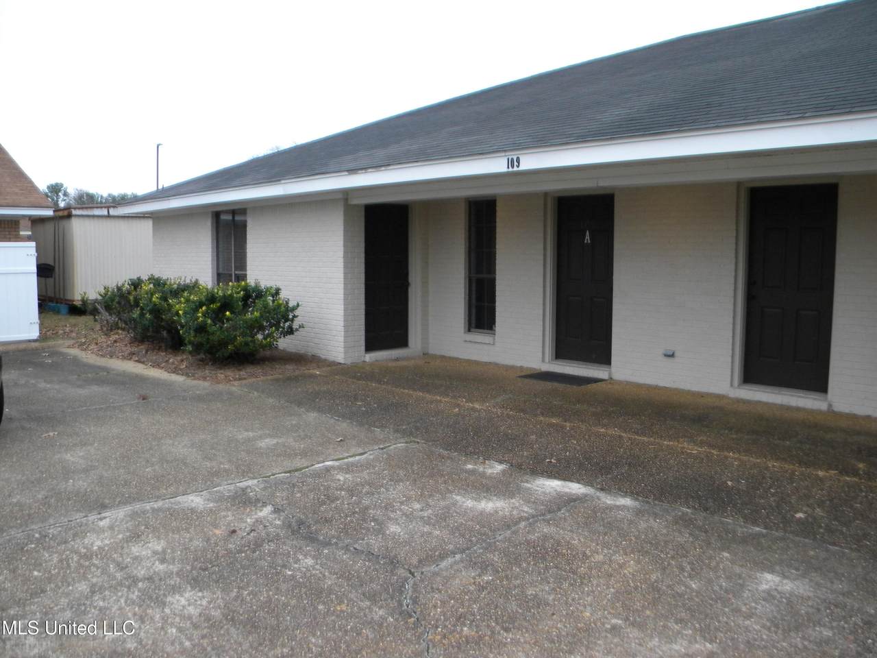 109-A Office Park Drive - Photo 1