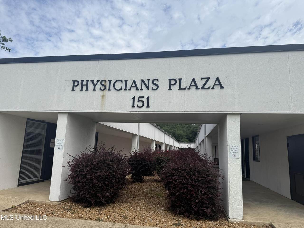 151 Jefferson Davis Boulevard - Photo 1