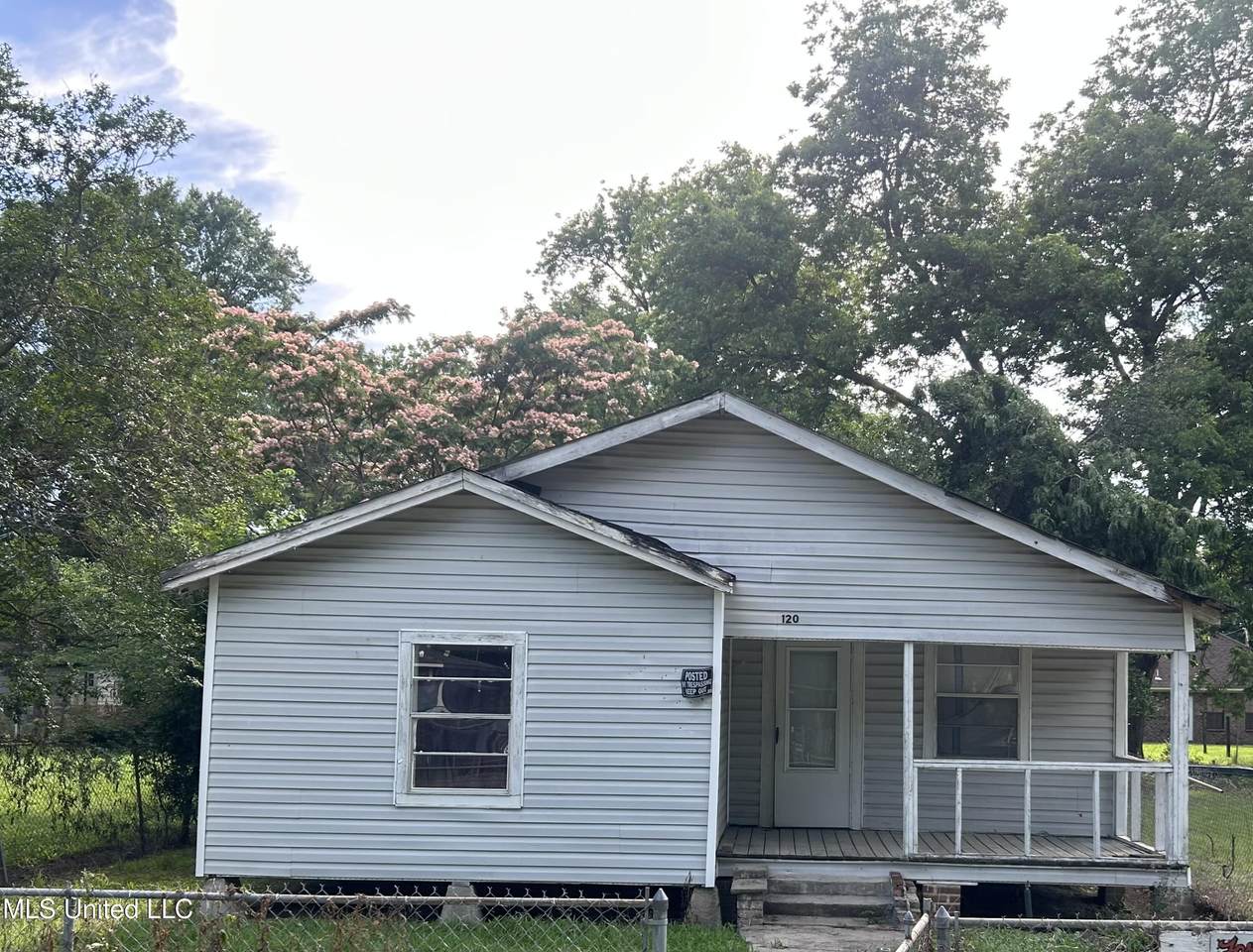 120 Tucker Street - Photo 1