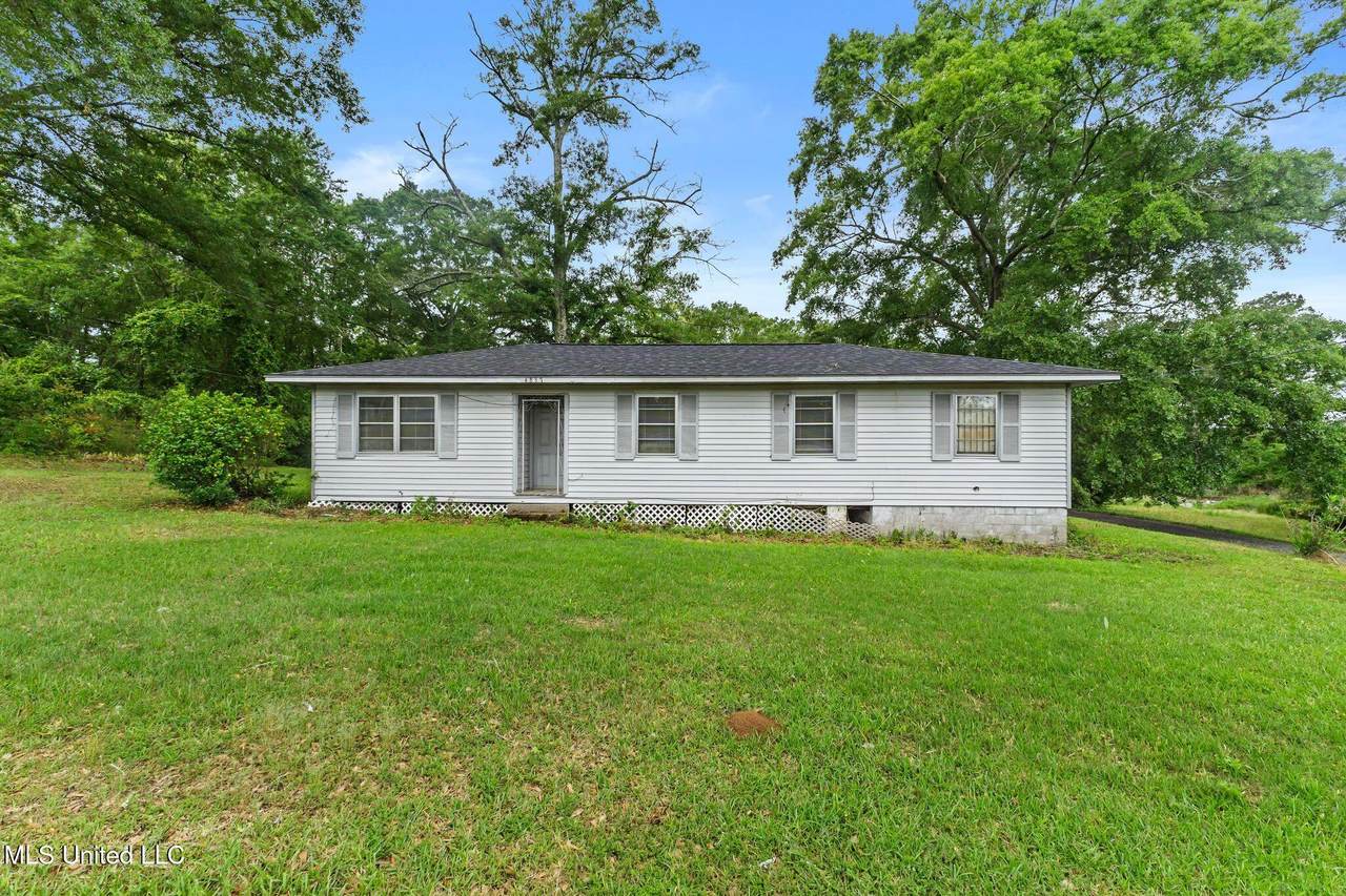4837 Highway 589 - Photo 1