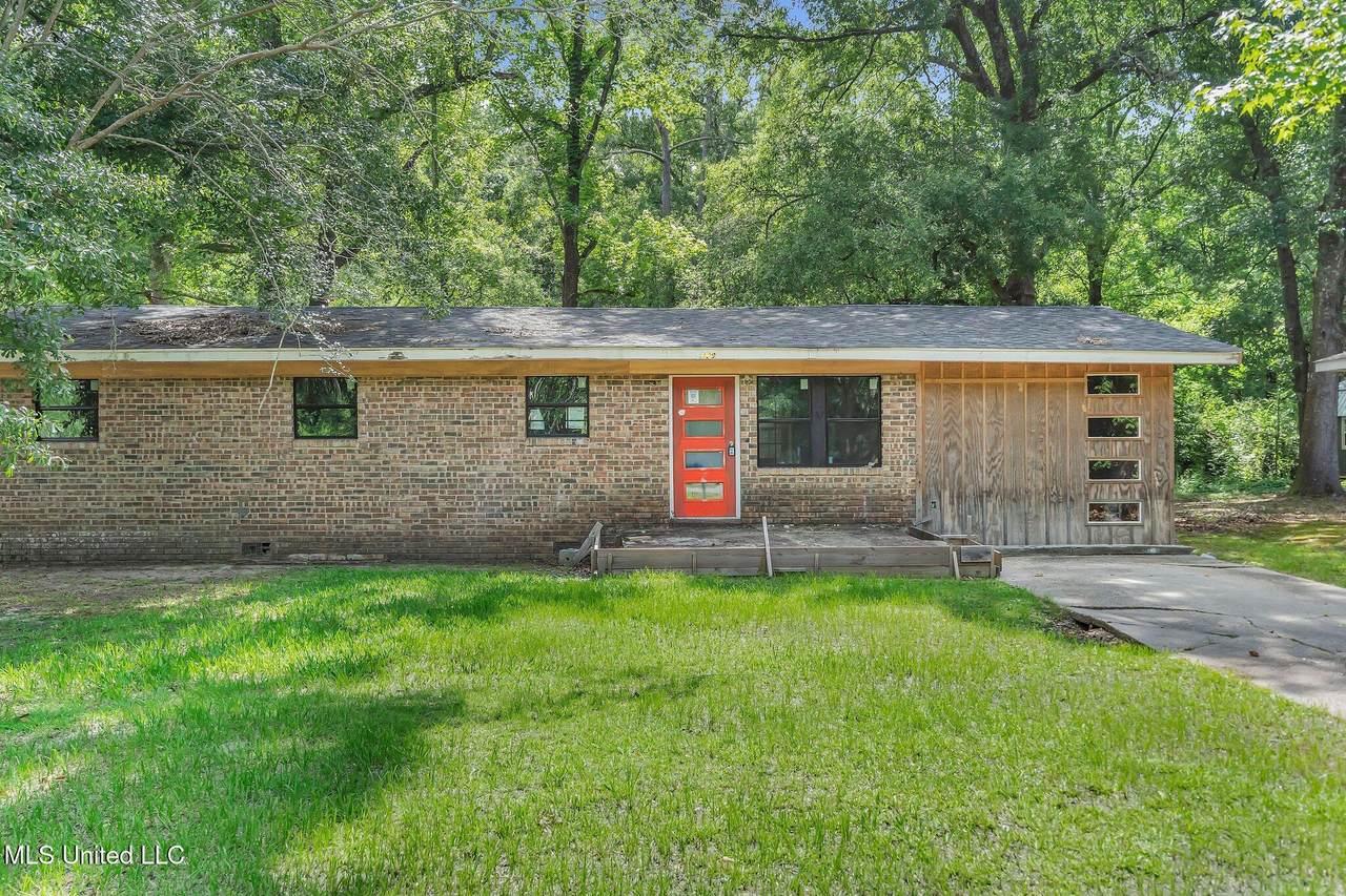 839 Herrin Drive - Photo 1