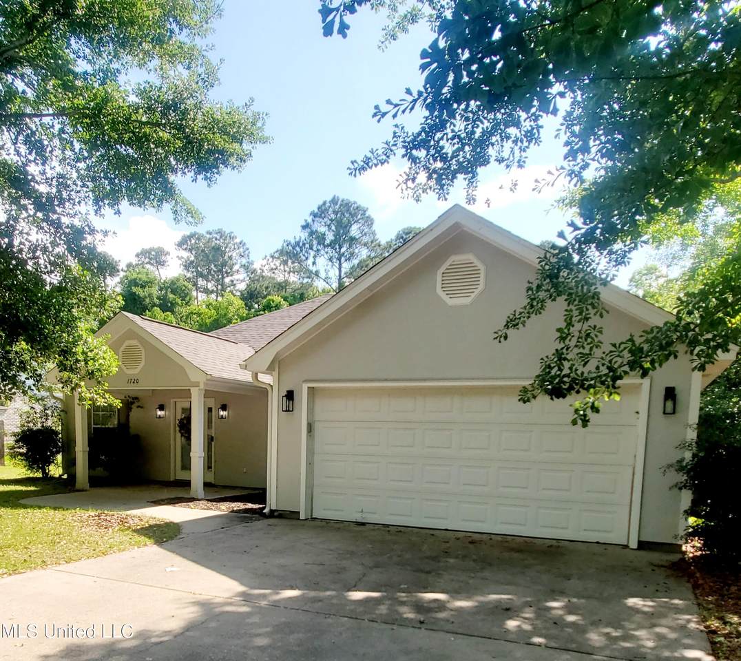 1720 Deer Street - Photo 1