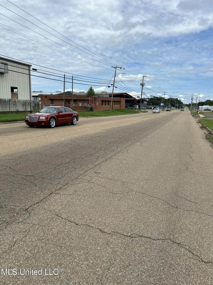 3073 John R Lynch Street - Photo 1