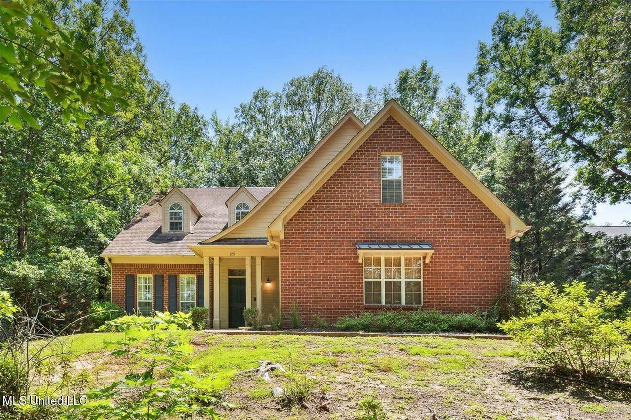 6193 Spring Hill Drive - Photo 1