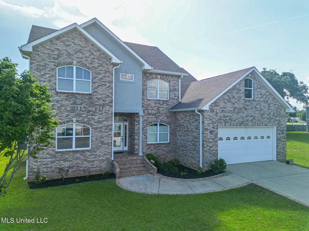 103 Buena Vista Drive - Photo 1