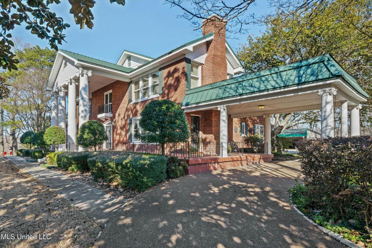 8000 Austin Road - Photo 1