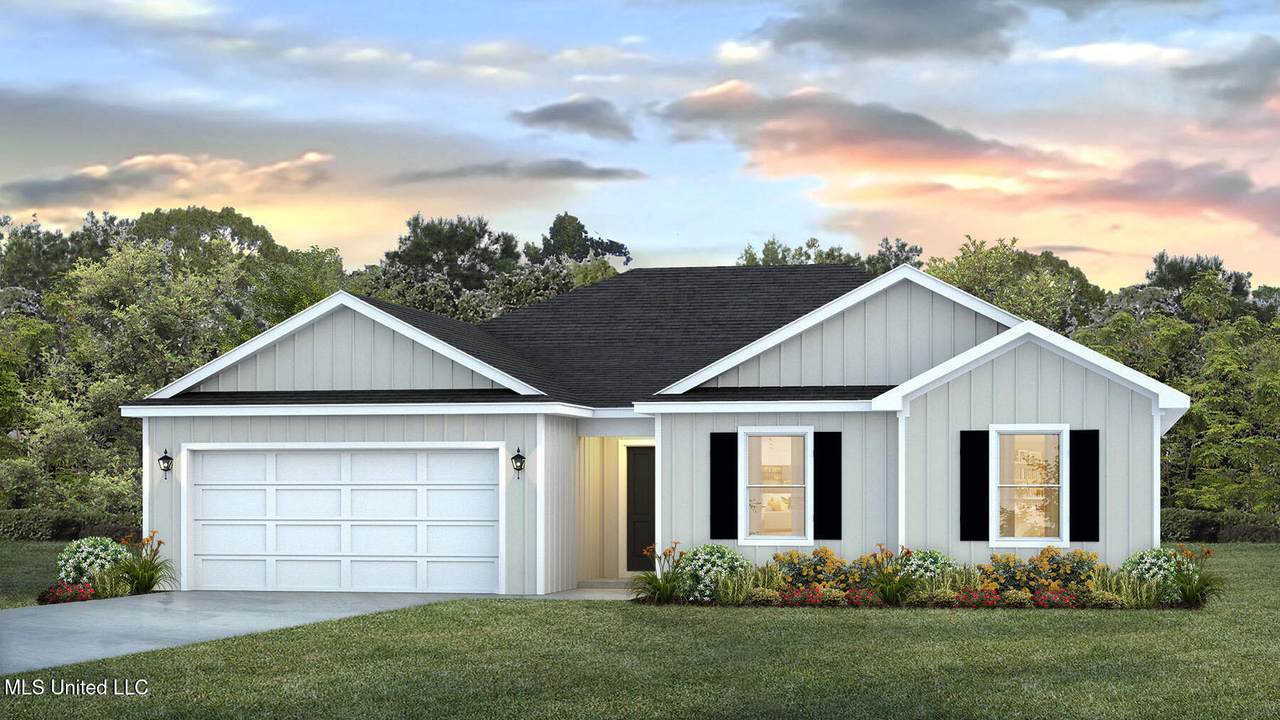 112 Mulberry Drive - Photo 1