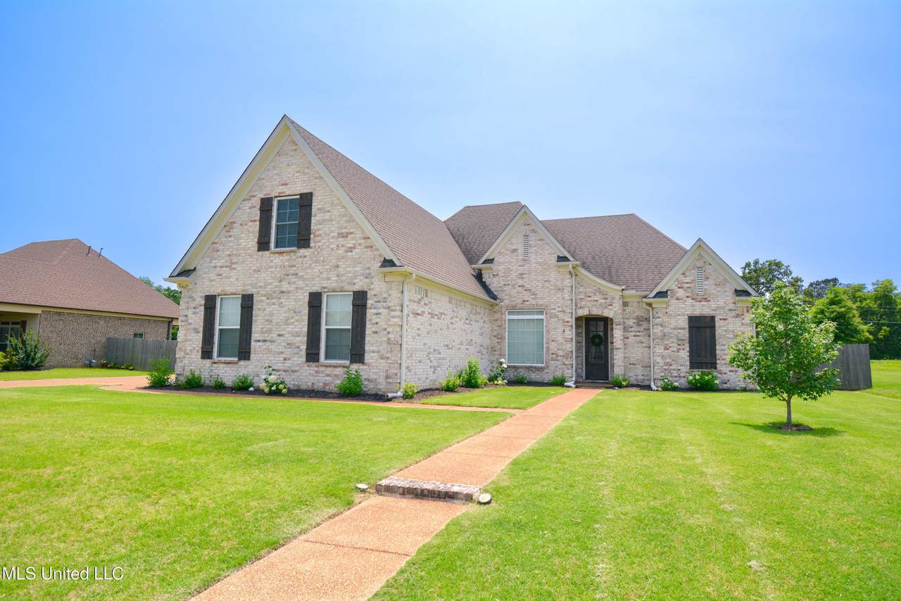 4625 Riva Ridge Drive - Photo 1