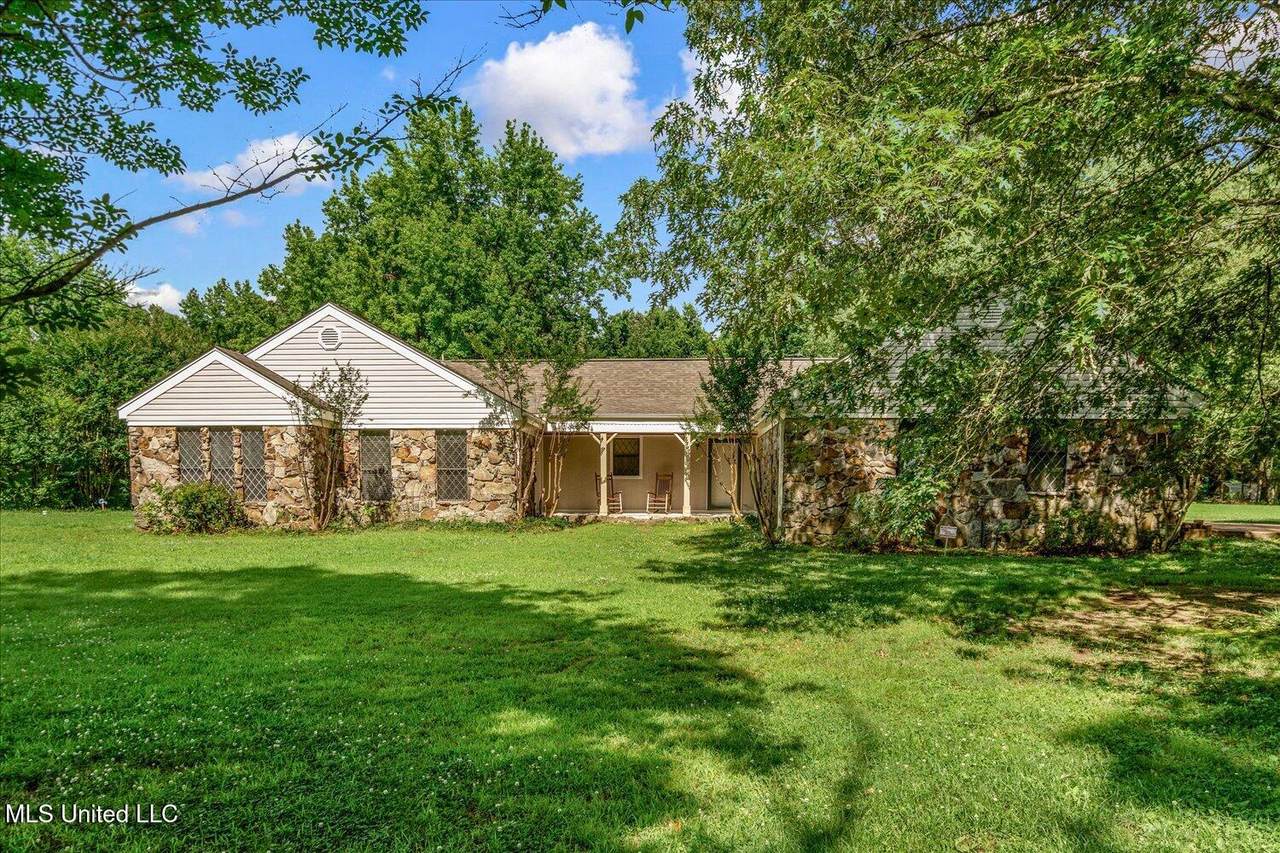 4210 Red Oaks Drive - Photo 1
