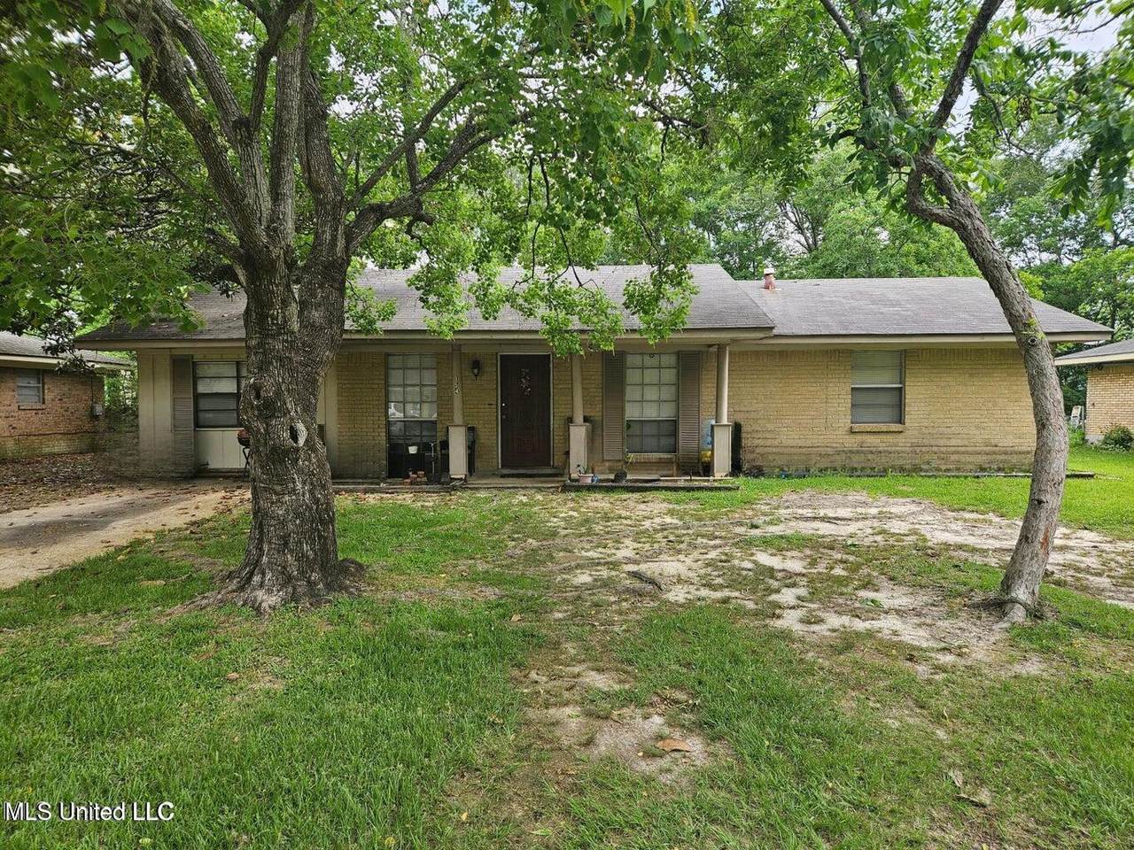 154 Ben Drive - Photo 1