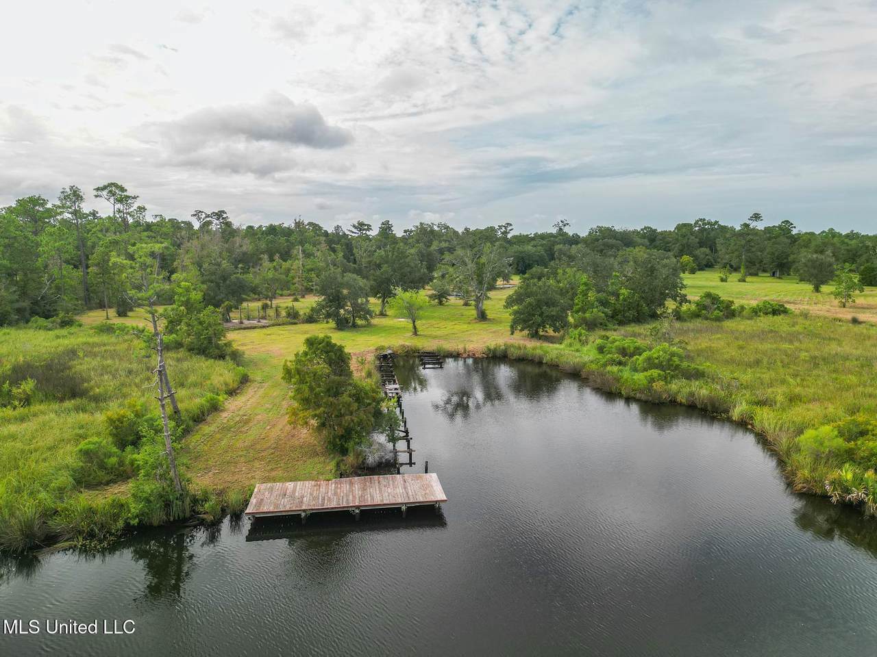 6284 Bush Road - Photo 1