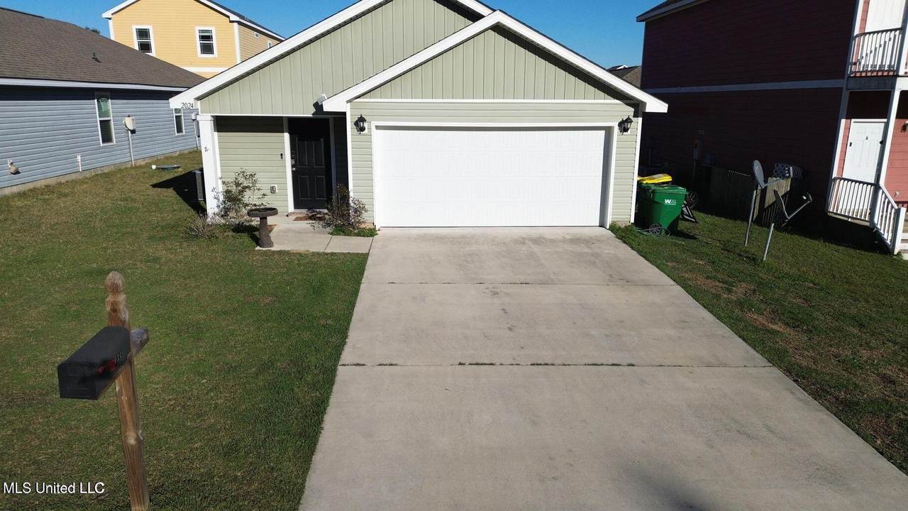 2024 Toulouse Street - Photo 1