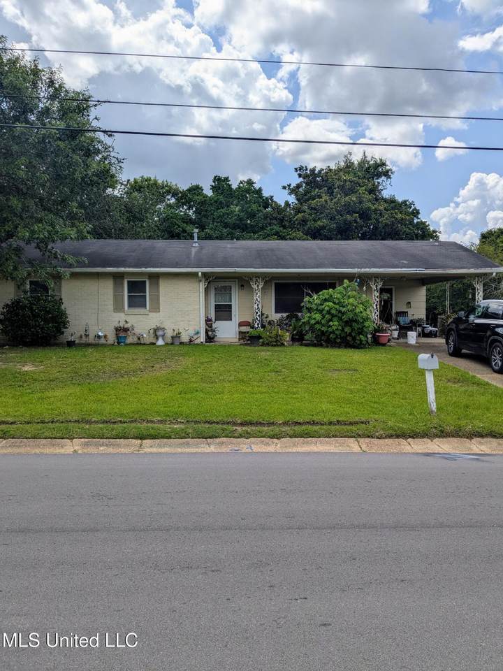 301 Wilson Boulevard - Photo 1