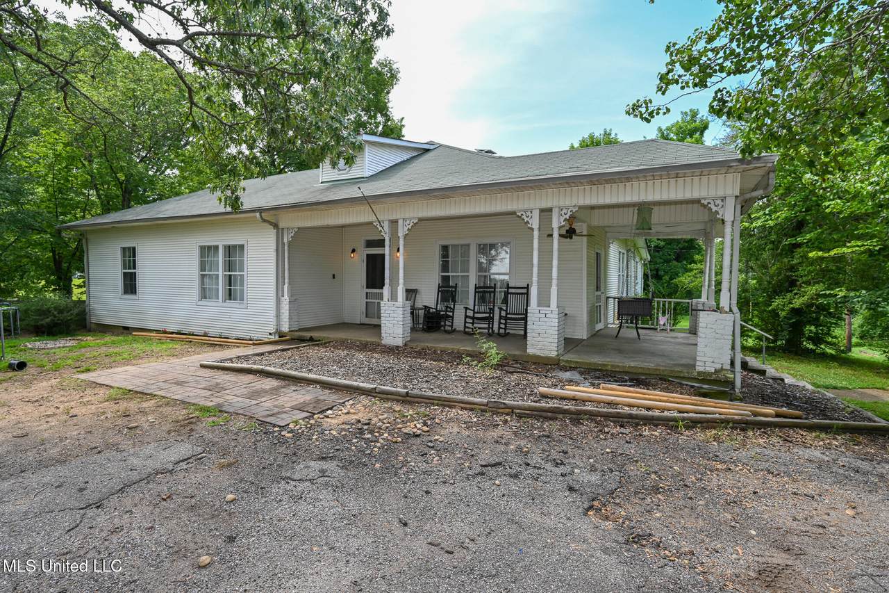 7441 State Line Road - Photo 1