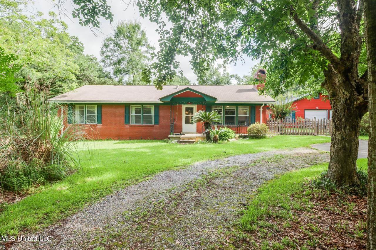 8474 Woolmarket Road - Photo 1