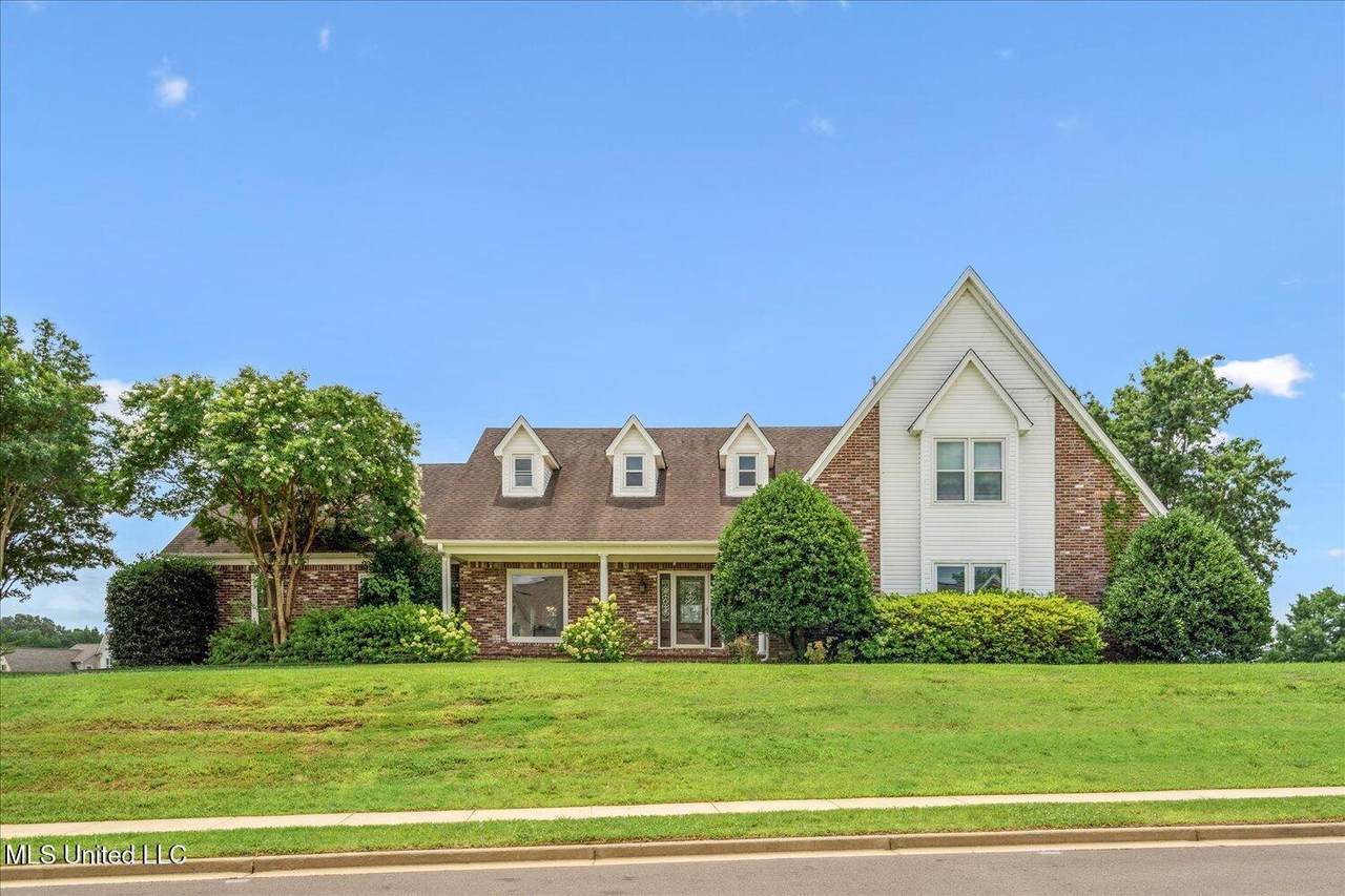 6923 Silver Cloud Cove - Photo 1