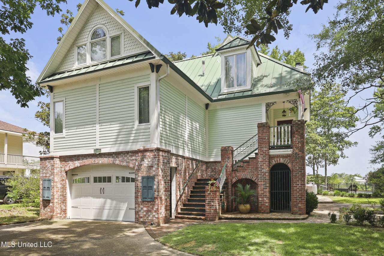 3512 River Bluff Road - Photo 1